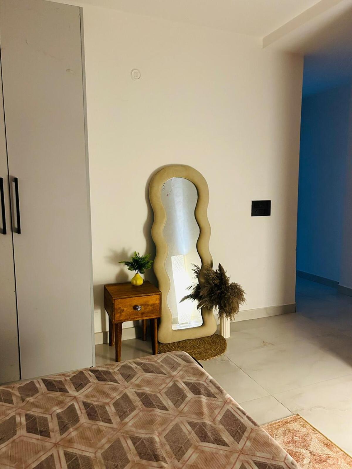 Apartment House Of Solace At Chattarpur 3bhk