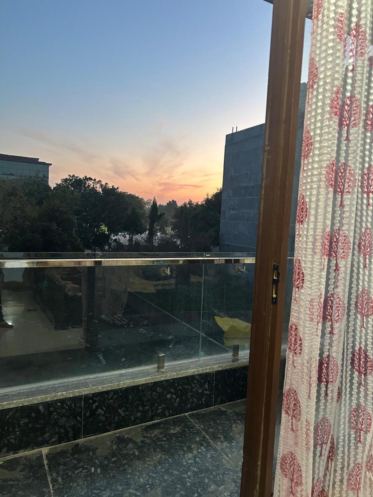 House Of Solace At Chattarpur 3bhk *