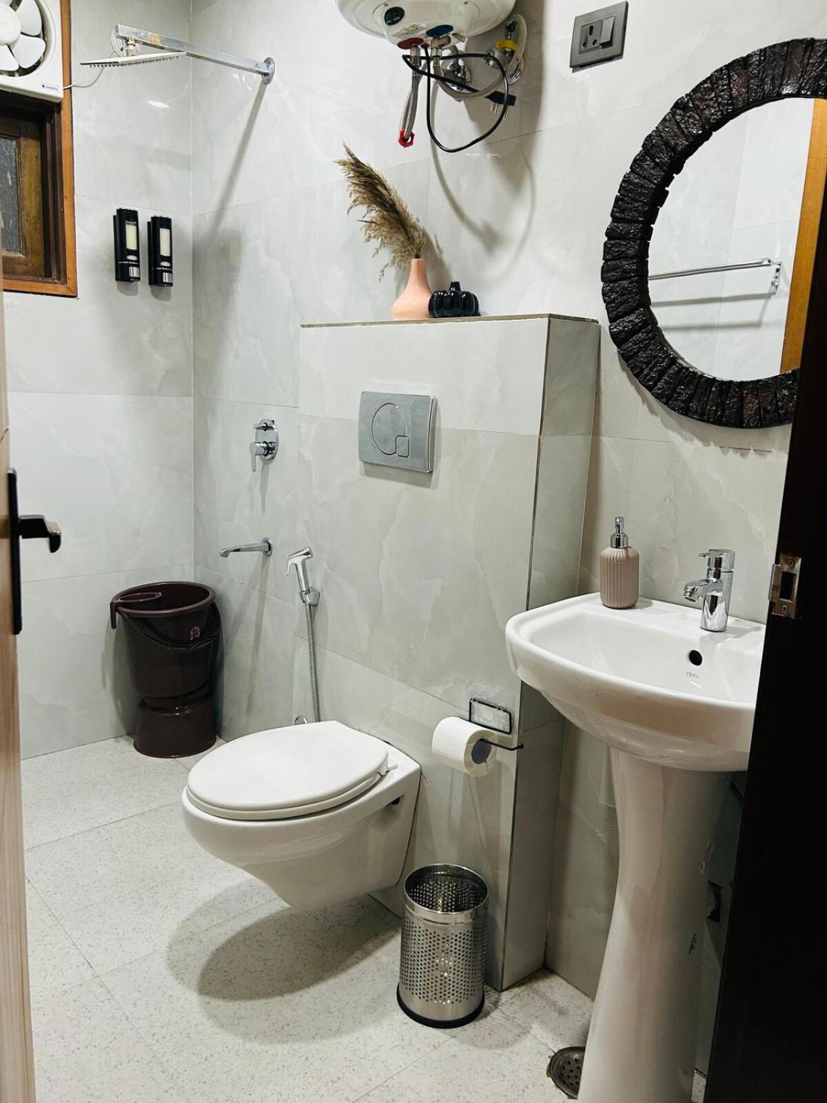 House Of Solace At Chattarpur 3bhk New Delhi